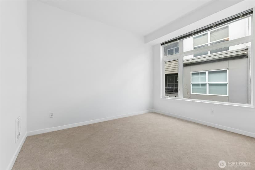 Property photo for 521 7th Avenue #207, Kirkland photo 16