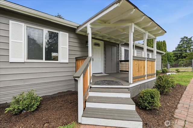 Property photo for 12314 62nd Avenue E, Puyallup photo 2