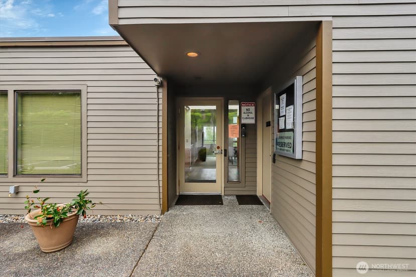 Property photo for 4895 76th Street SW #D-302, Mukilteo photo 25