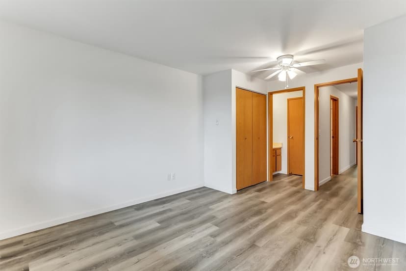Property photo for 4895 76th Street SW #D-302, Mukilteo photo 16