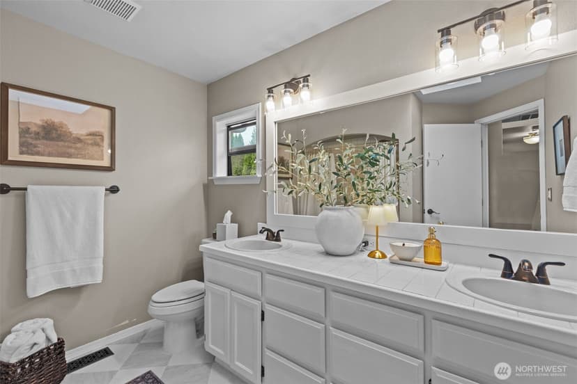 Property photo for 5413 79th Avenue Ct W, University Place photo 28