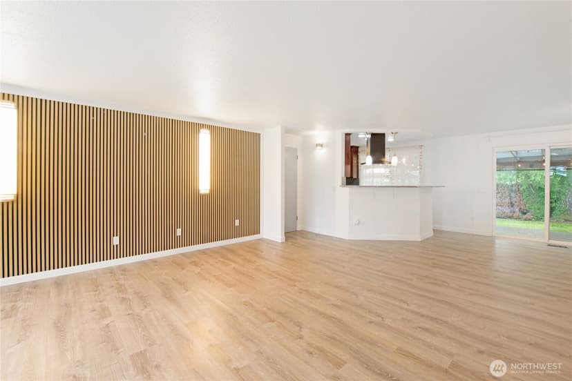 Property photo for 2725 124th Avenue Ct E, Edgewood photo 4