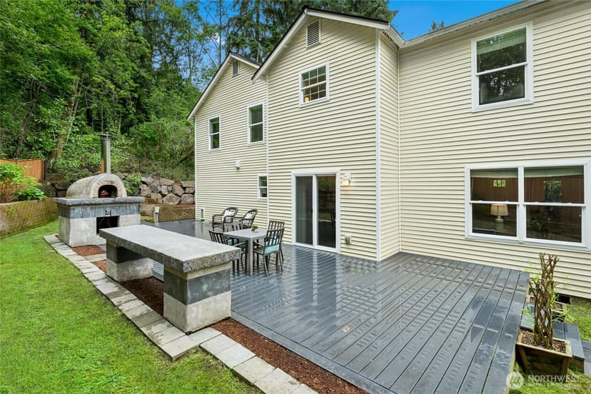 Property photo for 11827 56th Avenue SE, Everett photo 38