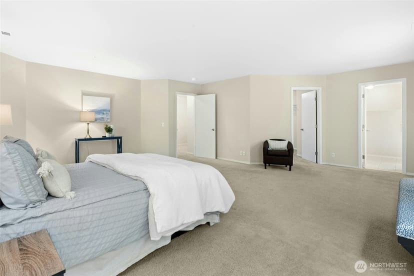 Property photo for 11827 56th Avenue SE, Everett photo 23
