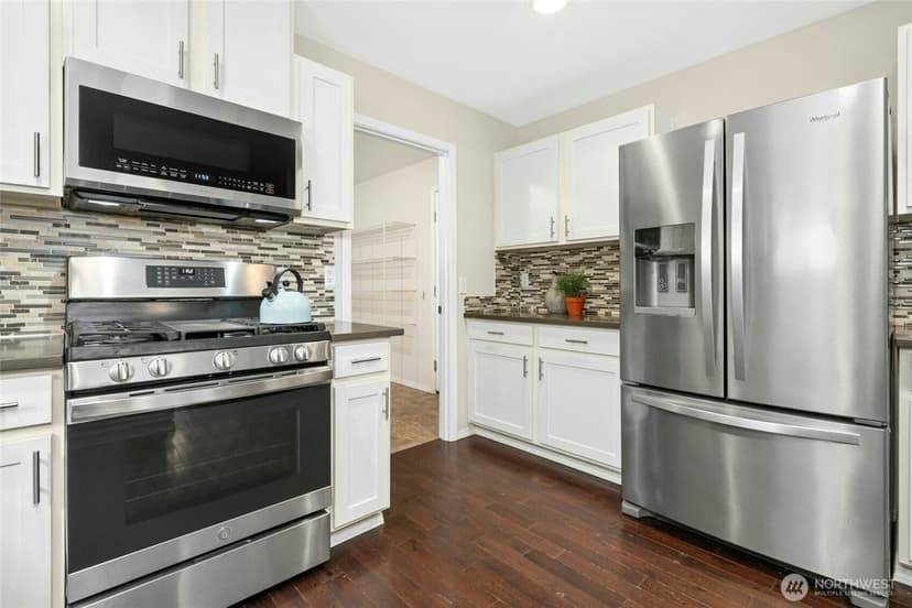Property photo for 11827 56th Avenue SE, Everett photo 18