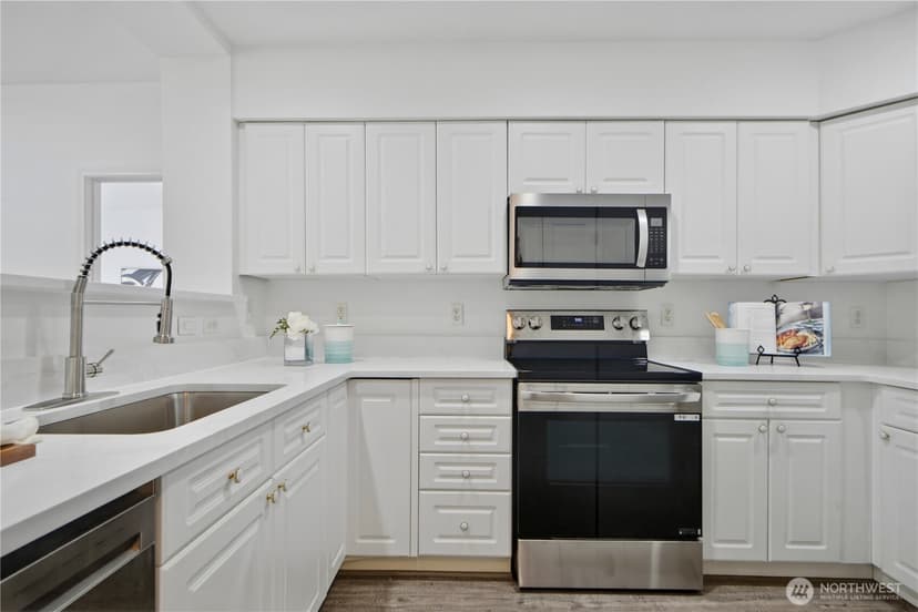 Property photo for 2220 132nd Avenue SE #A210, Bellevue photo 5