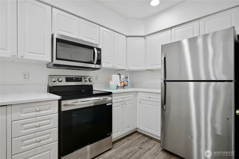 Property photo for 2220 132nd Avenue SE #A210, Bellevue photo 6