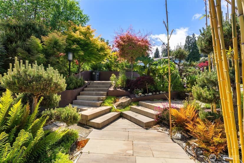 Property photo for 10847 Bill Point Bluff NE, Bainbridge Island photo 9