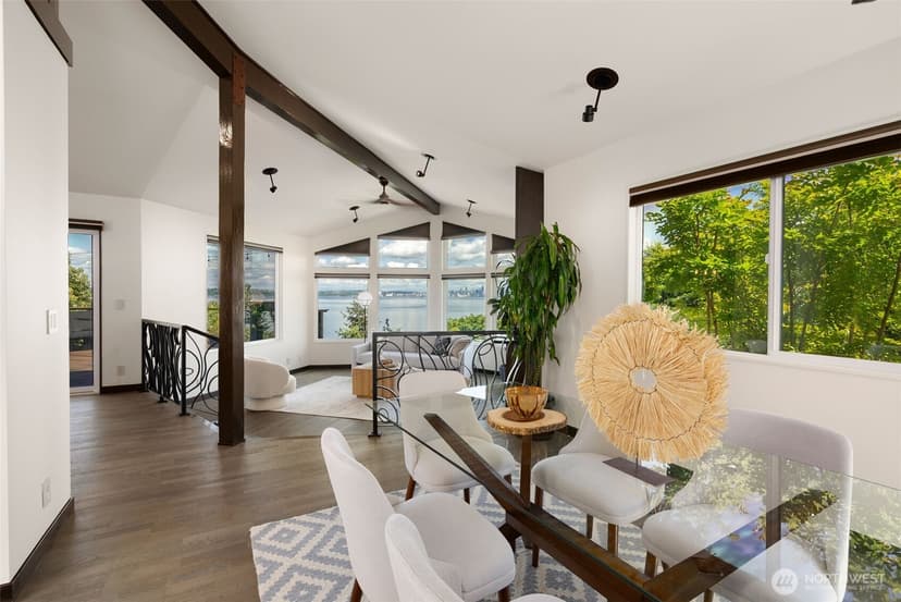 Property photo for 10847 Bill Point Bluff NE, Bainbridge Island photo 12