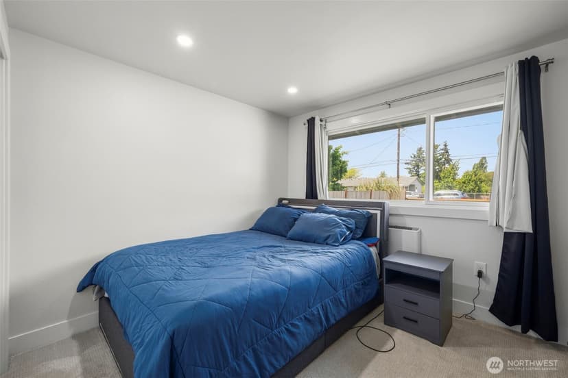 Property photo for 2331 S 251st Street, Kent photo 19