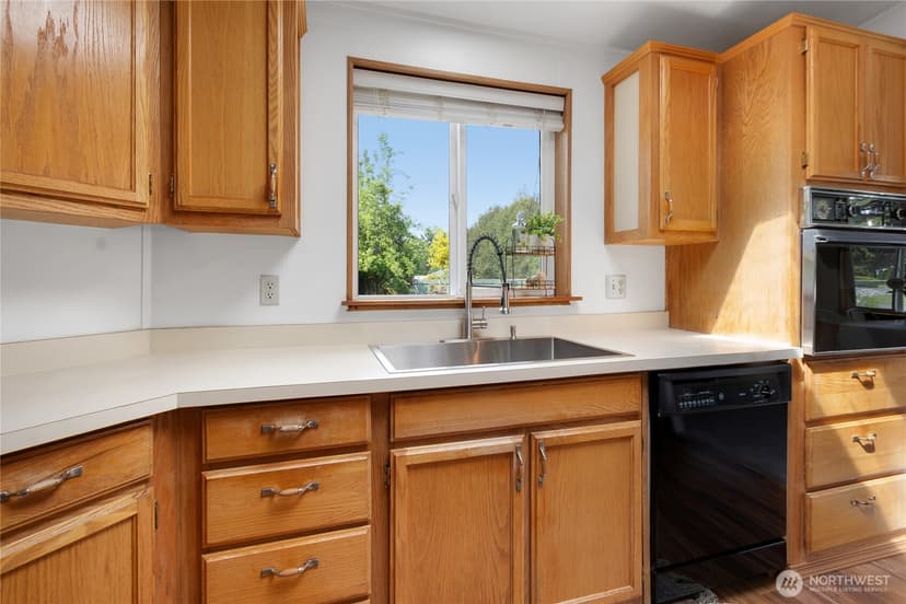 Property photo for 15315 116th Street E, Puyallup photo 11