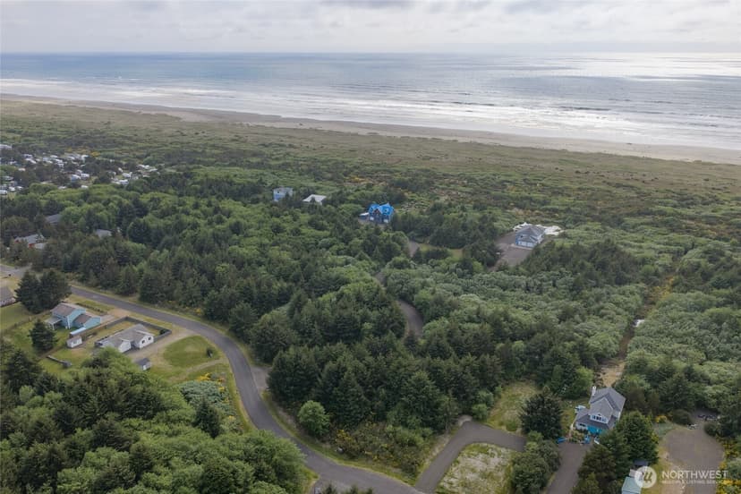 Property photo for 140 Sea Wind Lane, Ocean Shores photo 4