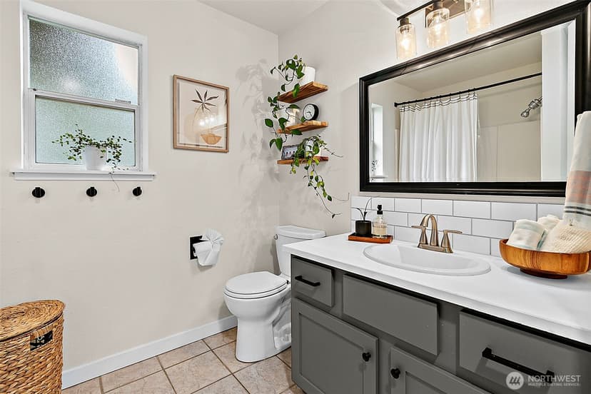 Property photo for 37008 20th Avenue S, Federal Way photo 30