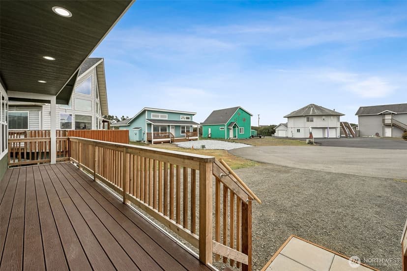 Property photo for 982 Sand Dollar Court SW, Ocean Shores photo 21
