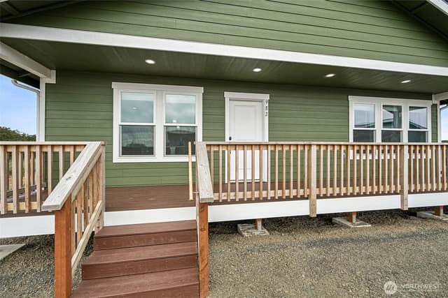 Property photo for 982 Sand Dollar Court SW, Ocean Shores photo 2