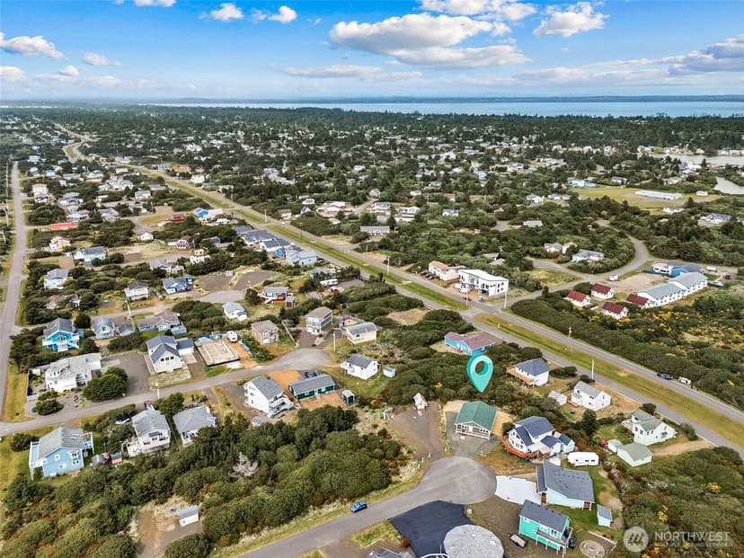 Property photo for 982 Sand Dollar Court SW, Ocean Shores photo 32