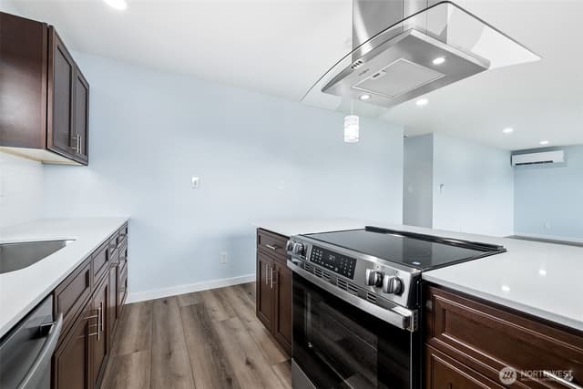 Property photo for 982 Sand Dollar Court SW, Ocean Shores photo 5