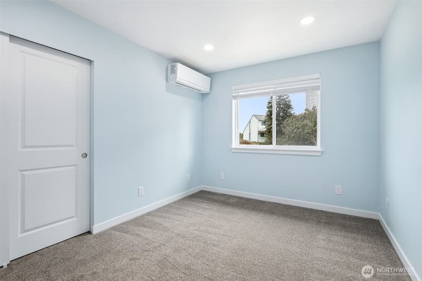 Property photo for 982 Sand Dollar Court SW, Ocean Shores photo 12