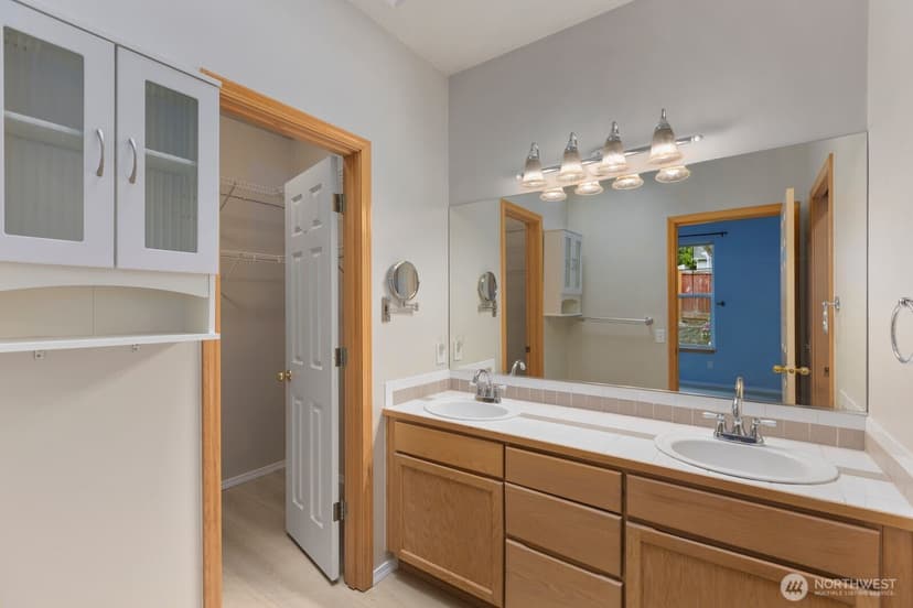 Property photo for 2727 151st Place SW, Lynnwood photo 15