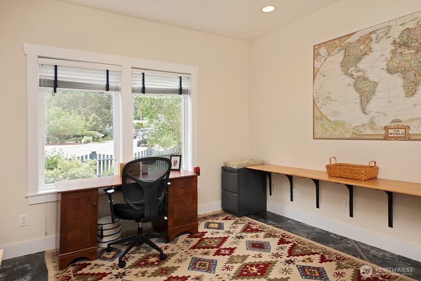 Property photo for 301 Noblecliff Place, Langley photo 15