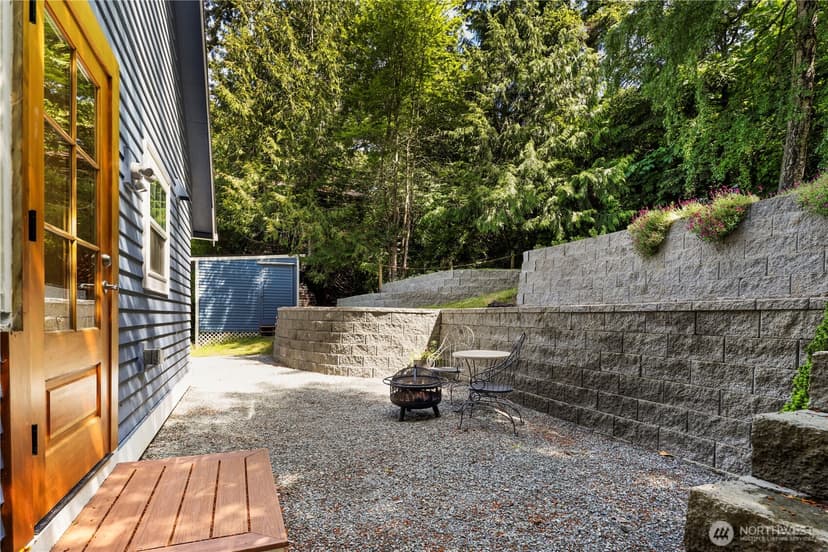 Property photo for 15930 Maplewild Avenue SW, Burien photo 8