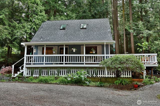Property photo for 5305 April Drive, Langley