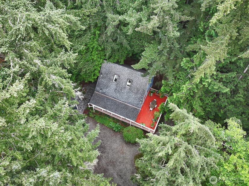Property photo for 5305 April Drive, Langley photo 36