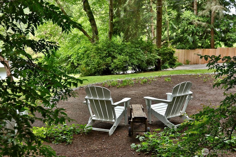 Property photo for 5305 April Drive, Langley photo 5