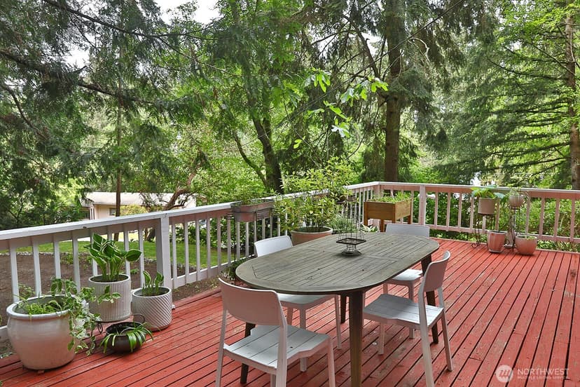 Property photo for 5305 April Drive, Langley photo 32