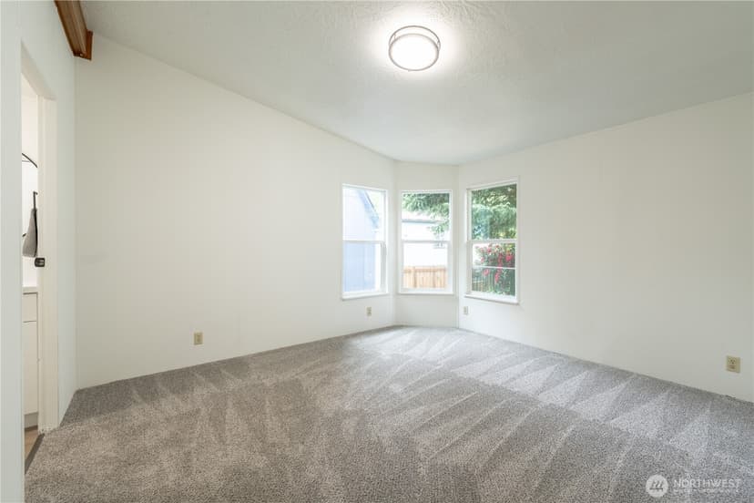 Property photo for 7701 Hardeson Road #52C, Everett photo 9