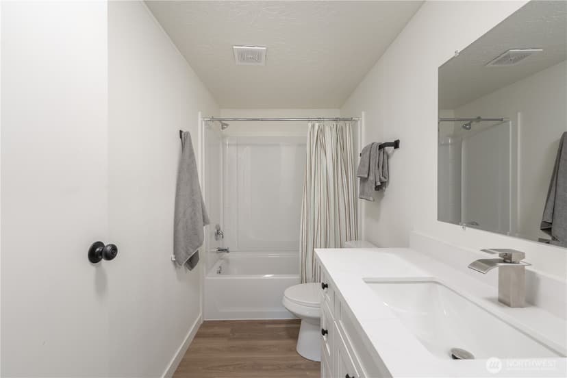 Property photo for 7701 Hardeson Road #52C, Everett photo 26
