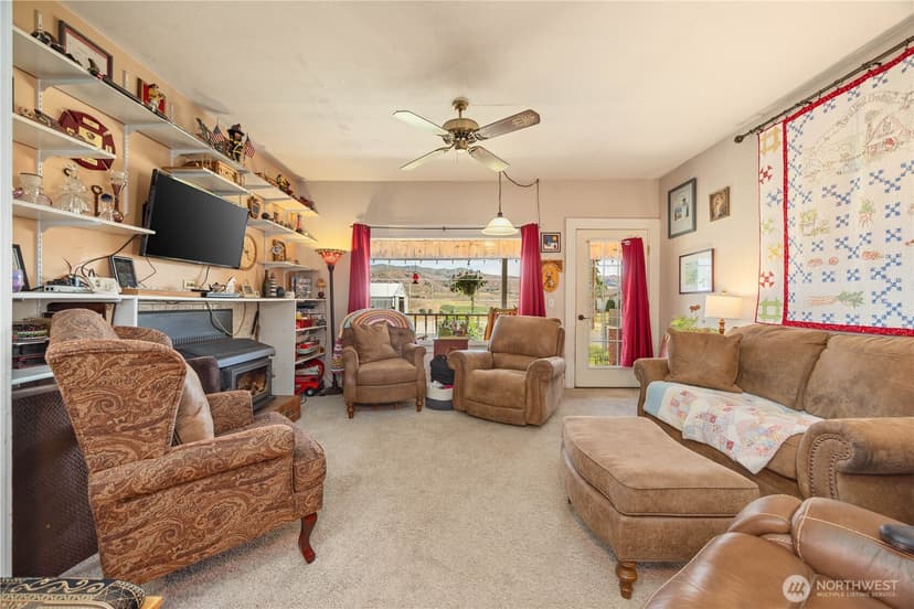 Property photo for 1281 Totem Pole Road, Manson photo 6
