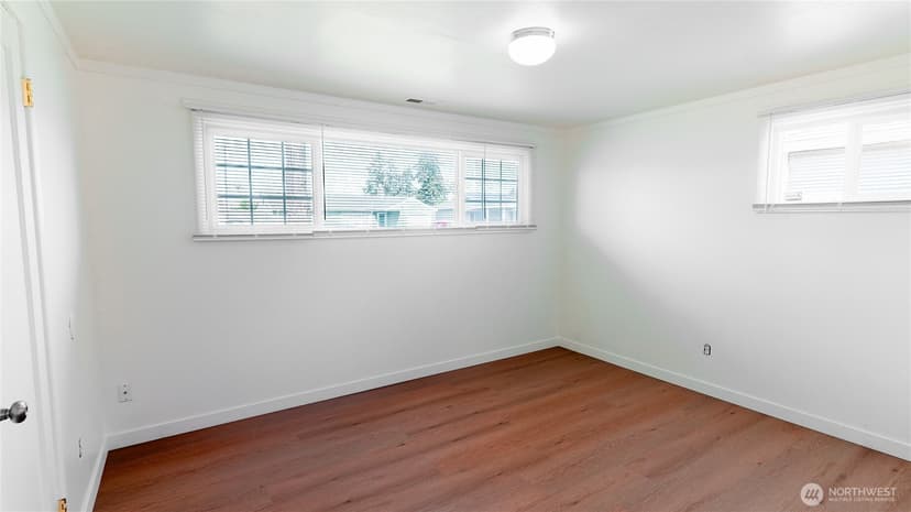 Property photo for 10605 Freiday Street SW, Lakewood photo 14