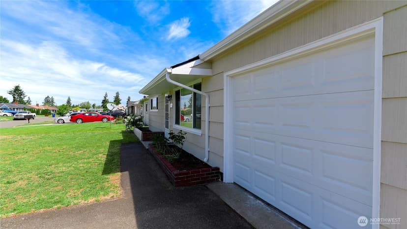 Property photo for 10605 Freiday Street SW, Lakewood photo 26