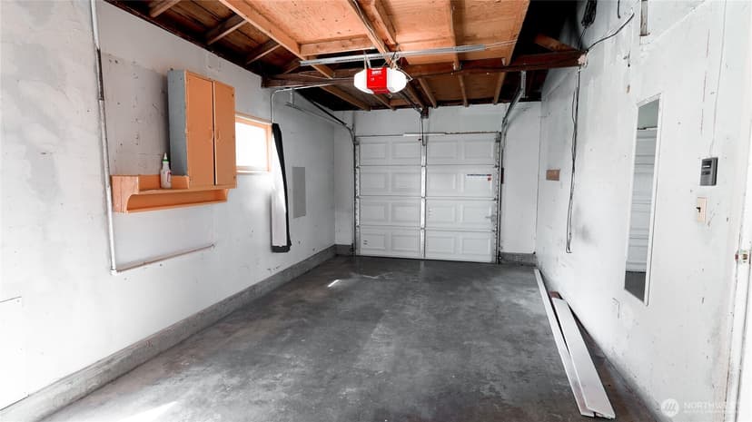 Property photo for 10605 Freiday Street SW, Lakewood photo 19