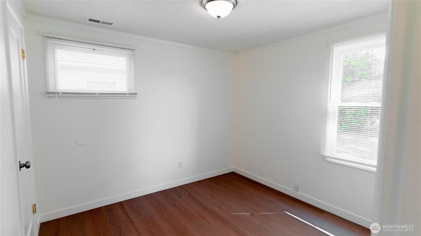 Property photo for 10605 Freiday Street SW, Lakewood photo 16