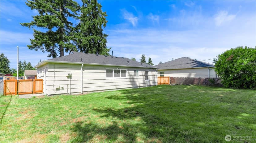 Property photo for 10605 Freiday Street SW, Lakewood photo 23
