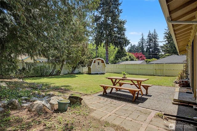Property photo for 19922 Dayton Avenue N, Shoreline photo 5