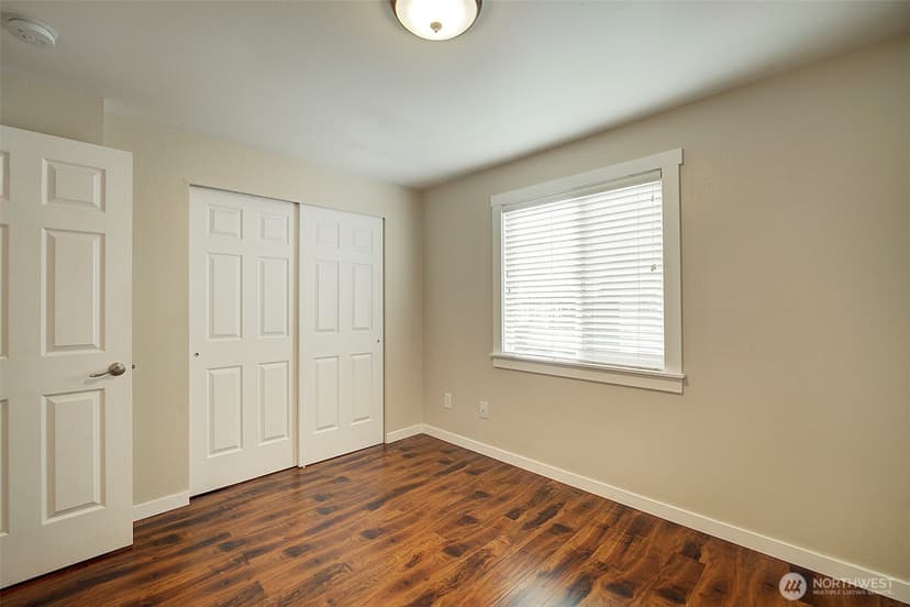 Property photo for 9840 NE 116th Street #4, Kirkland photo 11