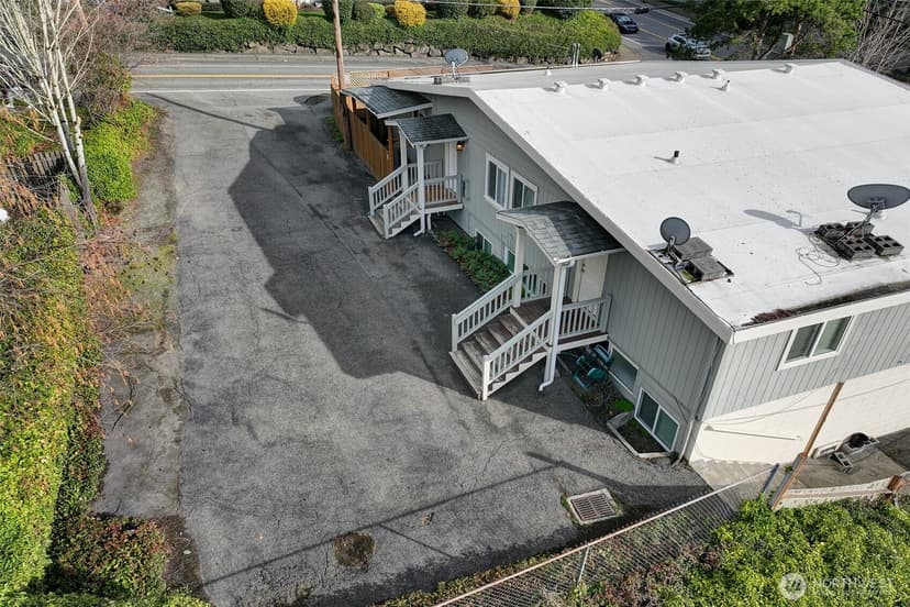 Property photo for 9840 NE 116th Street #4, Kirkland photo 16