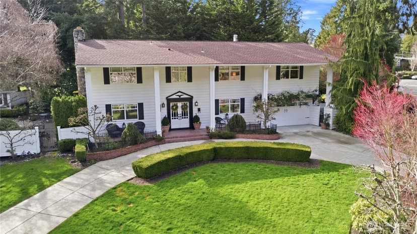 Property photo for 10506 Robin Hood Drive, Edmonds