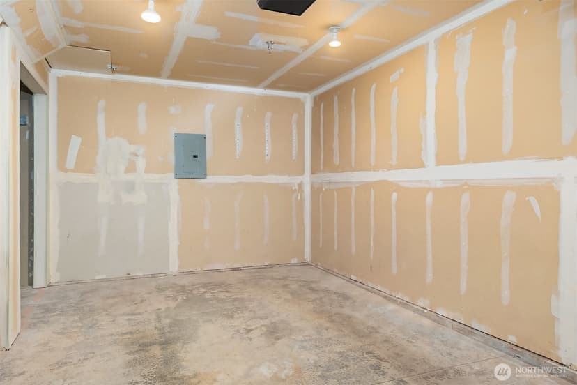 Property photo for 1601 NE Katsura Street #103, Issaquah photo 21