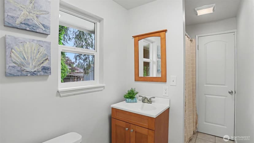 Property photo for 13920 10th Avenue E, Tacoma photo 13