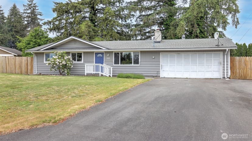 Property photo for 13920 10th Avenue E, Tacoma photo 2