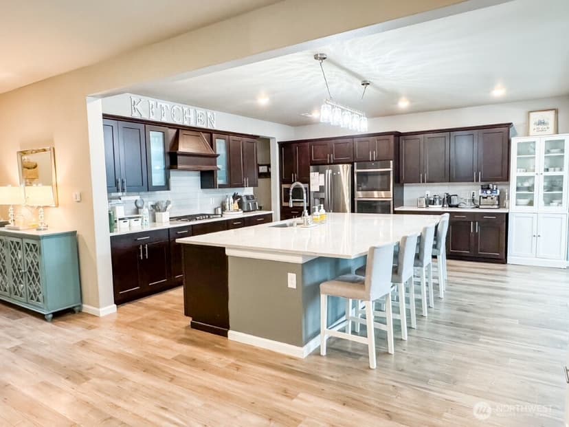 Property photo for 32938 Ash Avenue SE, Black Diamond photo 10