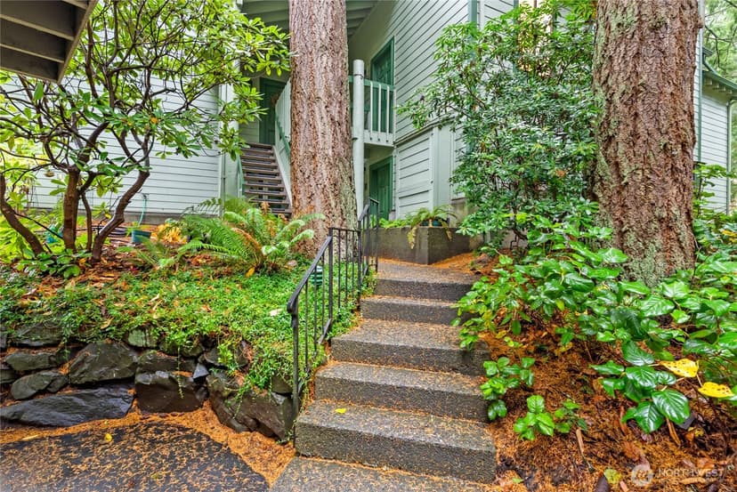 Property photo for 155 S 330th Street #D, Federal Way photo 34