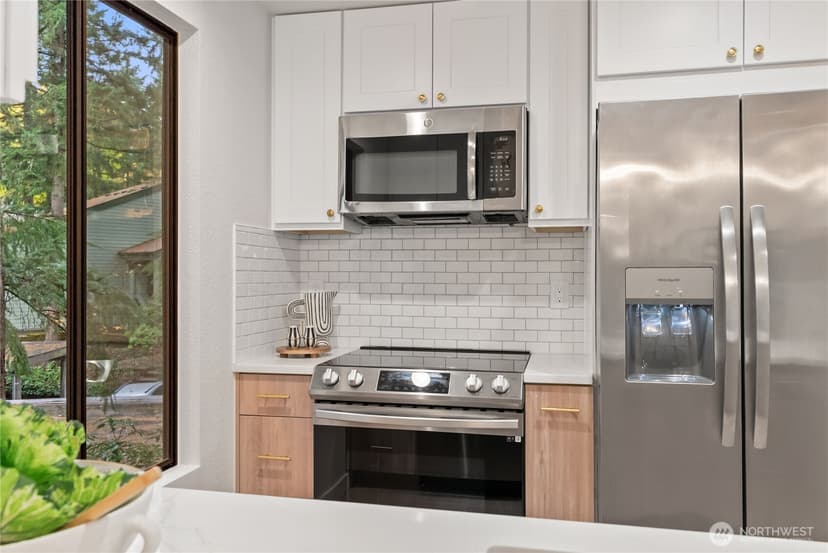 Property photo for 155 S 330th Street #D, Federal Way photo 14