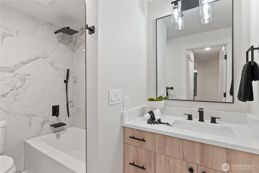 Property photo for 155 S 330th Street #D, Federal Way photo 22