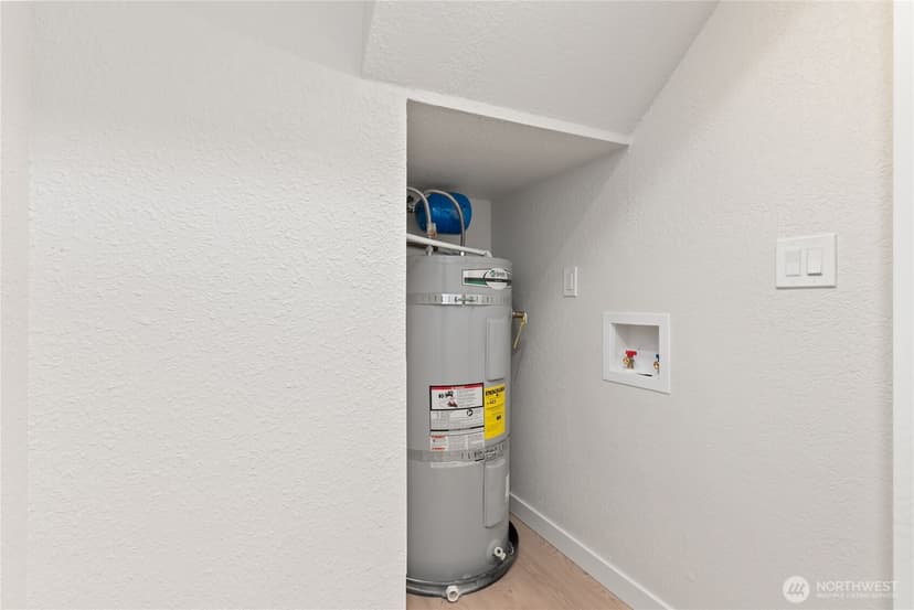 Property photo for 155 S 330th Street #D, Federal Way photo 21