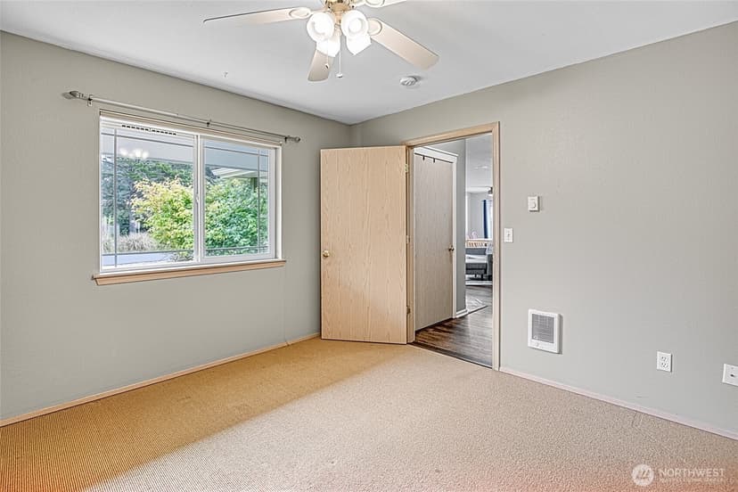 Property photo for 159 Polaris Boulevard SW, Ocean Shores photo 25